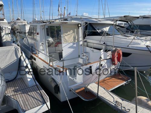 Beneteau Antares 800 fiche technique et avis